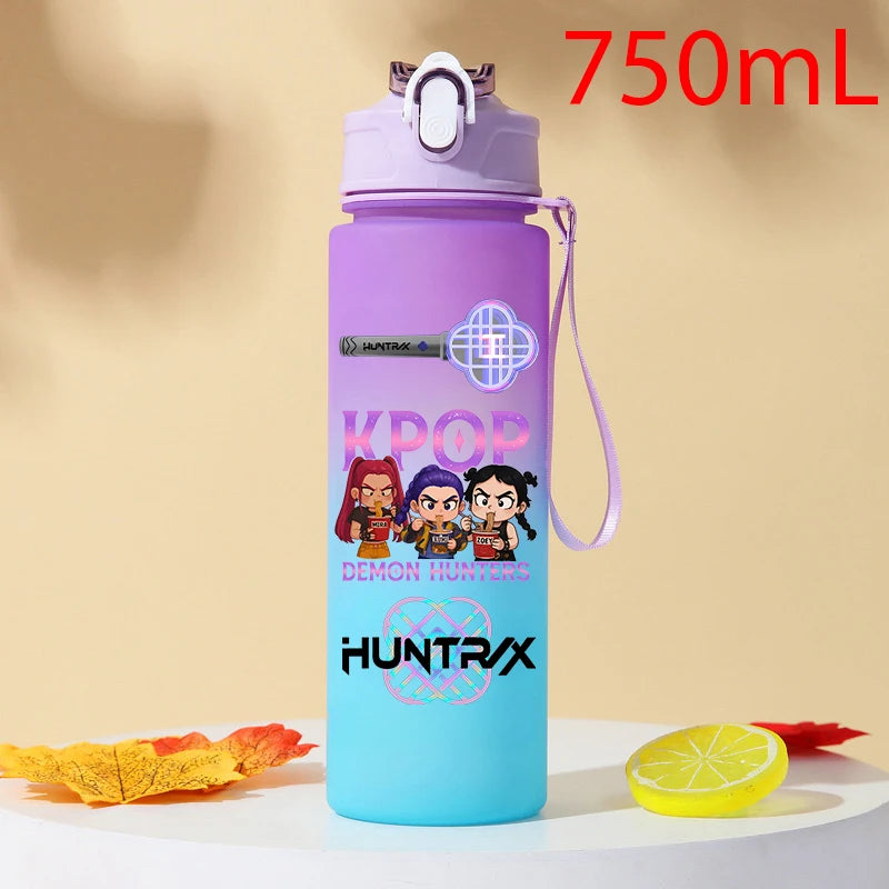 Gourde KPOP Demon Slayer 750ml – Bouteille d'eau en plastique | Cadeau Fan K-Pop