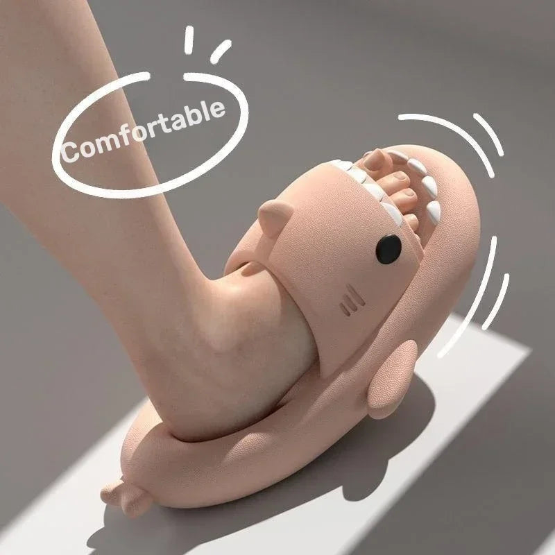 Pantoufles Requin Antidérapantes – Chaussures Amusantes Maison & Extérieur